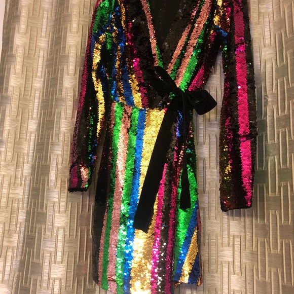 🚫🚫SOLD🚫🚫Colorful Sequin Wrap Tie Dress! - Picture 2 of 4
